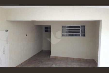 Casa à venda com 3 quartos, 147m² em Parque Vitoria, São Paulo