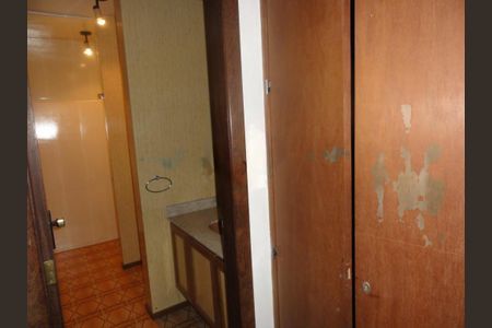 Casa à venda com 5 quartos, 1100m² em Vila Irmaos Arnoni, São Paulo
