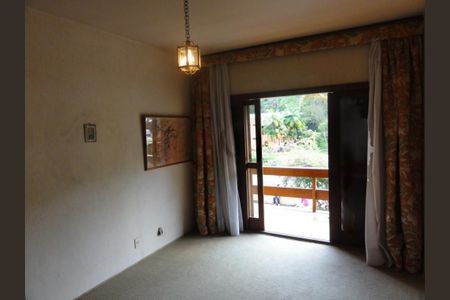 Casa à venda com 5 quartos, 1100m² em Vila Irmaos Arnoni, São Paulo