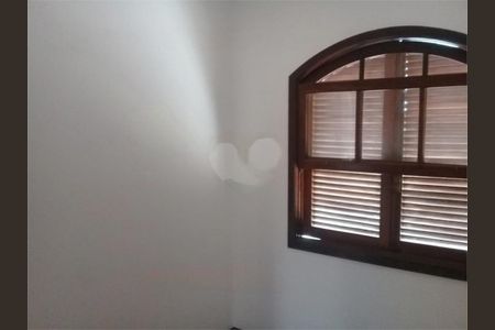 Casa à venda com 3 quartos, 200m² em Horto Florestal, São Paulo