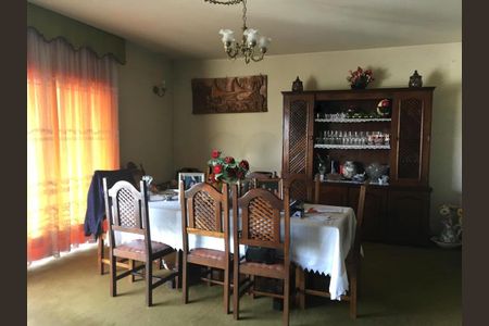 Casa à venda com 4 quartos, 286m² em Jardim Sao Bento, São Paulo