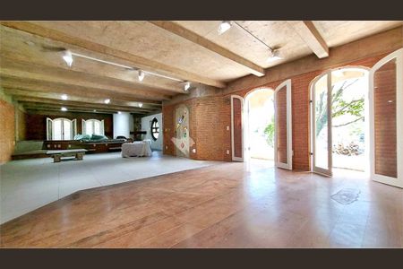 Casa à venda com 3 quartos, 430m² em Vila Albertina, São Paulo