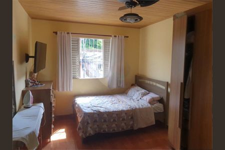 Casa à venda com 159m², 3 quartos e 2 vagas