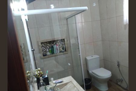 Casa à venda com 159m², 3 quartos e 2 vagas