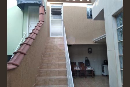 Casa à venda com 159m², 3 quartos e 2 vagas