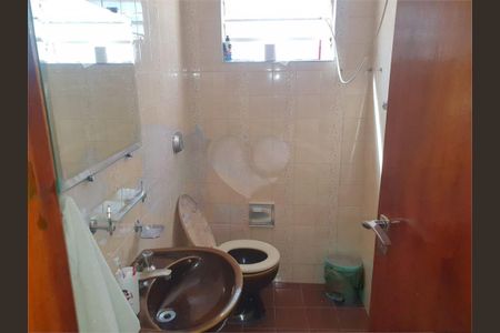 Casa à venda com 159m², 3 quartos e 2 vagas