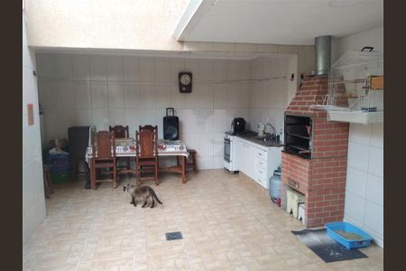 Casa à venda com 159m², 3 quartos e 2 vagas