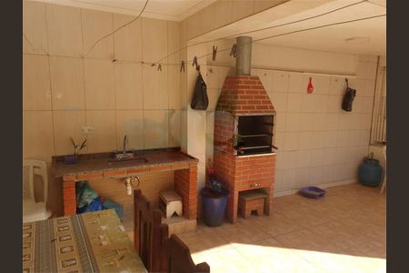 Casa à venda com 159m², 3 quartos e 2 vagas