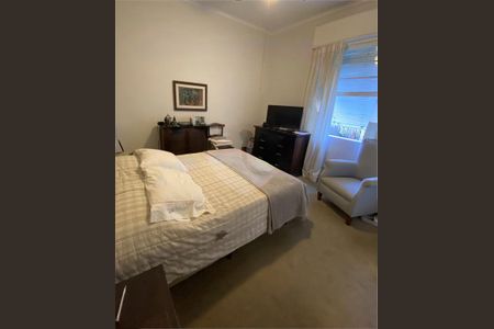 Casa à venda com 220m², 5 quartos e sem vaga