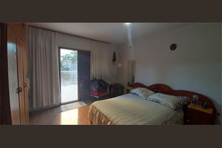 Casa à venda com 4 quartos, 193m² em Jardim São Paulo, São Paulo