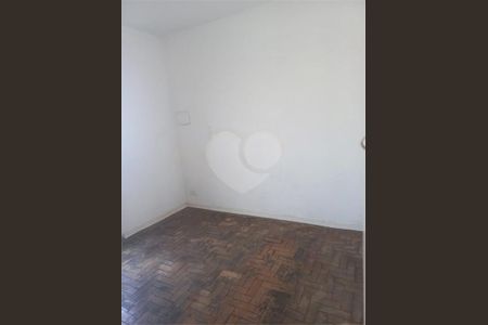 Casa à venda com 3 quartos, 99m² em Vila Romero, São Paulo