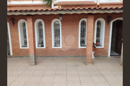 Casa à venda com 260m², 4 quartos e 2 vagas