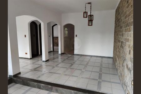 Casa à venda com 260m², 4 quartos e 2 vagas