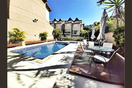 Casa à venda com 335m², 5 quartos e 3 vagas