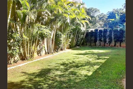 Casa à venda com 335m², 5 quartos e 3 vagas