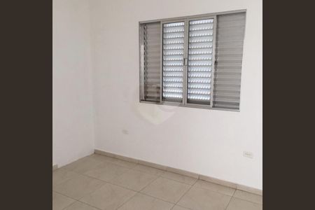 Casa à venda com 3 quartos, 250m² em Chora Menino, São Paulo