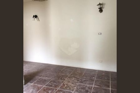 Casa à venda com 3 quartos, 250m² em Chora Menino, São Paulo