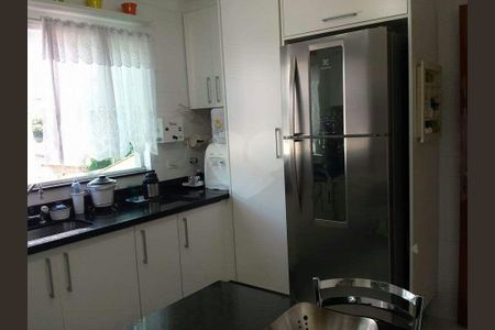 Casa à venda com 3 quartos, 150m² em Vila Mazzei, São Paulo