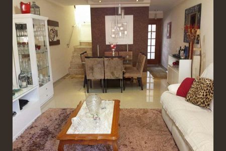Casa à venda com 3 quartos, 150m² em Vila Mazzei, São Paulo