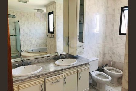 Apartamento à venda com 260m², 4 quartos e 4 vagas
