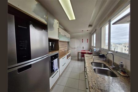 Apartamento à venda com 179m², 4 quartos e 3 vagas