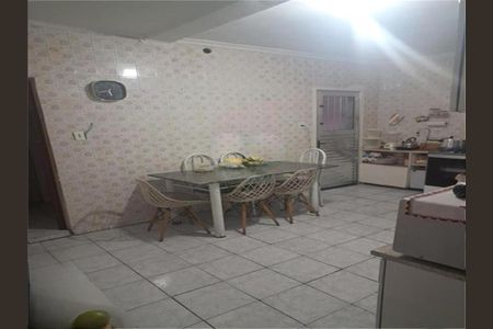 Casa à venda com 4 quartos, 300m² em Jardim Ataliba Leonel, São Paulo