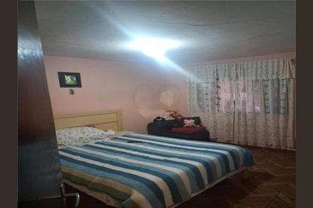 Casa à venda com 4 quartos, 300m² em Jardim Ataliba Leonel, São Paulo