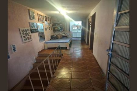 Casa à venda com 4 quartos, 300m² em Jardim Ataliba Leonel, São Paulo