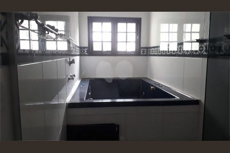 Casa à venda com 4 quartos, 350m² em Vila Nova Cachoeirinha, São Paulo