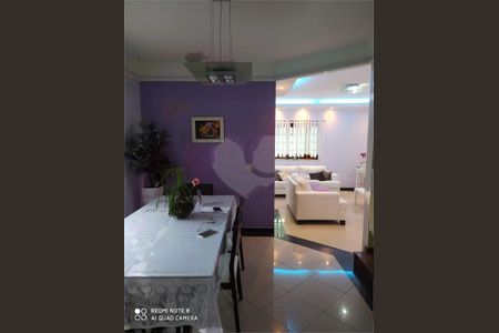 Casa à venda com 200m², 3 quartos e 2 vagas
