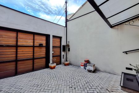Garagem de casa à venda com 2 quartos, 150m² em Ipiranga, São Paulo