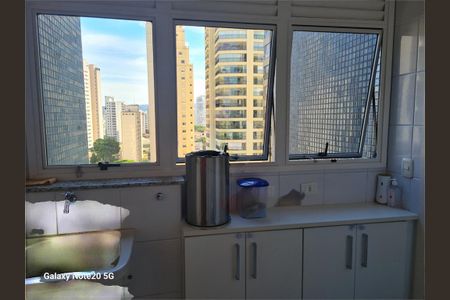 Apartamento à venda com 236m², 3 quartos e 4 vagas