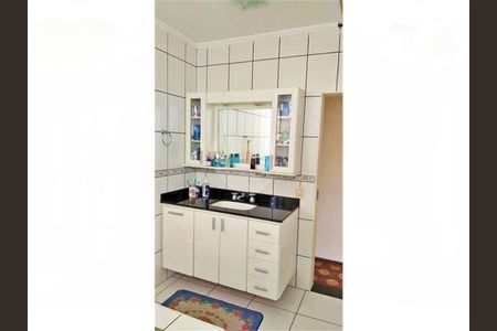 Casa à venda com 208m², 3 quartos e 2 vagas