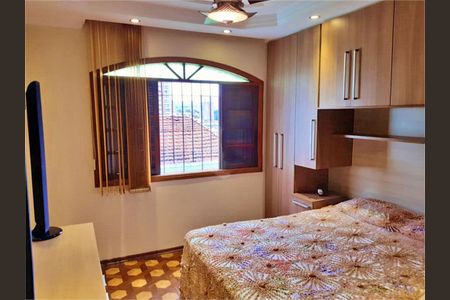 Casa à venda com 3 quartos, 208m² em Chora Menino, São Paulo