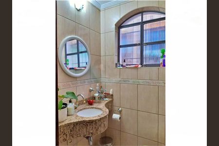 Casa à venda com 208m², 3 quartos e 2 vagas