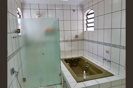 Casa à venda com 208m², 3 quartos e 2 vagas
