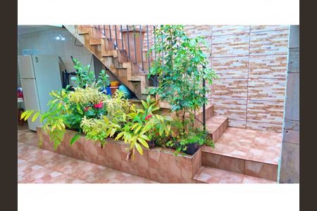 Casa à venda com 208m², 3 quartos e 2 vagas