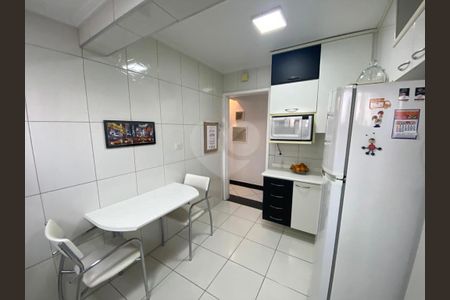 Apartamento à venda com 72m², 2 quartos e sem vaga