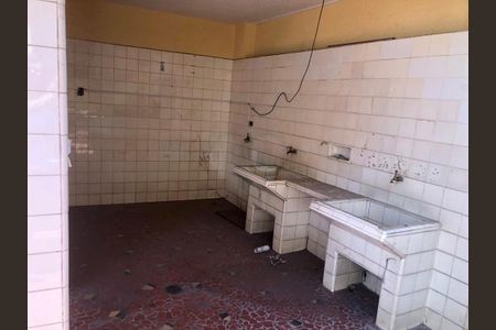 Casa à venda com 3 quartos, 230m² em Vila Gustavo, São Paulo