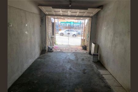 Casa à venda com 230m², 3 quartos e 2 vagas