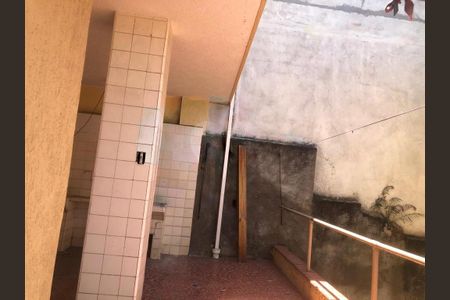 Casa à venda com 3 quartos, 230m² em Vila Gustavo, São Paulo
