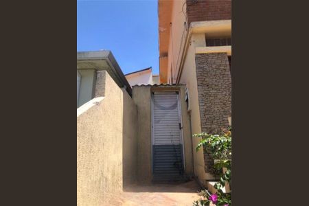 Casa à venda com 230m², 3 quartos e 2 vagas