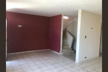 Casa à venda com 3 quartos, 230m² em Vila Gustavo, São Paulo