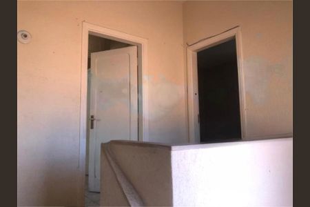 Casa à venda com 3 quartos, 230m² em Vila Gustavo, São Paulo