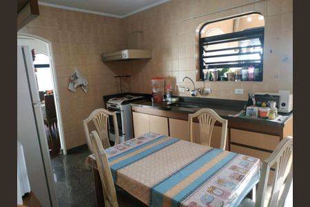 Apartamento à venda com 180m², 4 quartos e 2 vagas