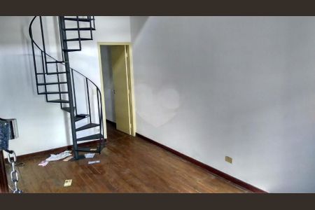 Casa à venda com 194m², 3 quartos e 2 vagas
