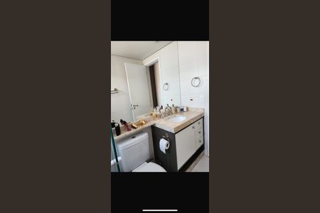 Apartamento à venda com 116m², 3 quartos e 2 vagas Apartamento à venda com 116m², 3 quartos e 2 vagasBanheiro