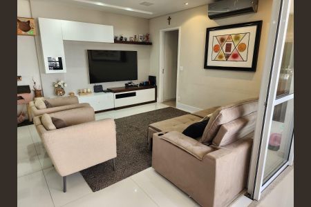 Apartamento à venda com 116m², 3 quartos e 2 vagas Apartamento à venda com 116m², 3 quartos e 2 vagasSala