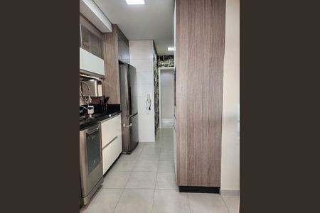 Apartamento à venda com 116m², 3 quartos e 2 vagas Apartamento à venda com 116m², 3 quartos e 2 vagasCozinha