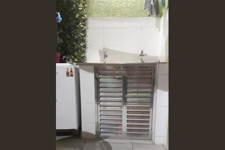 Casa à venda com 80m², 2 quartos e 2 vagas
